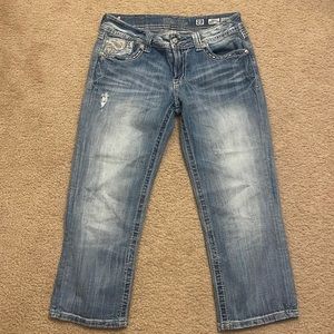 Miss Me Light Wash Cropped Capri. Women’s Size 29